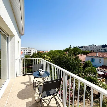 Le Spacieux - Royan, Wifi & Balcon