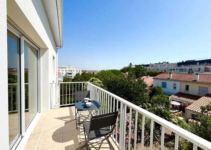 Le Spacieux - Royan, Wifi & Balcon