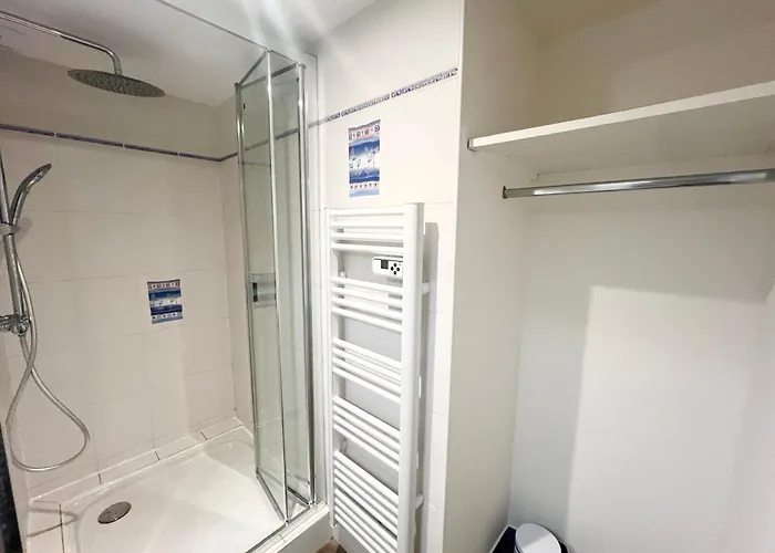 Le Spacieux - Royan, Wifi & Balcon Apartment