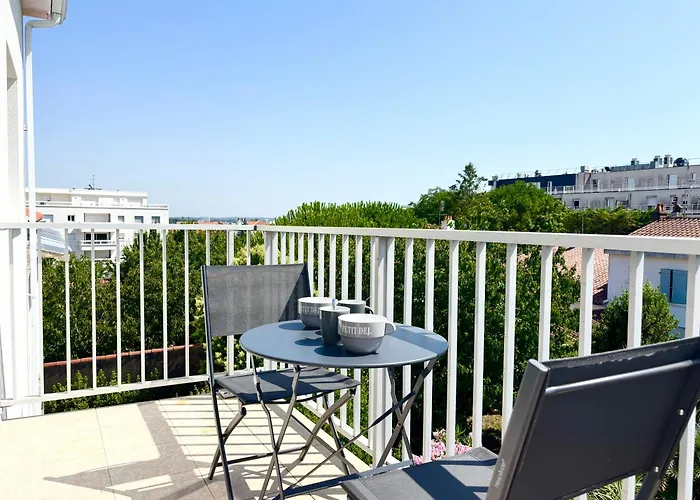 Le Spacieux - Royan, Wifi & Balcon Royan