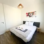 Apartment Le Spacieux - Royan, Wifi & Balcon *