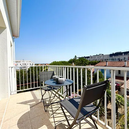 Apartman Le Spacieux - Royan, Wifi & Balcon *