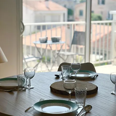 Le Spacieux - Royan, Wifi&balcon *