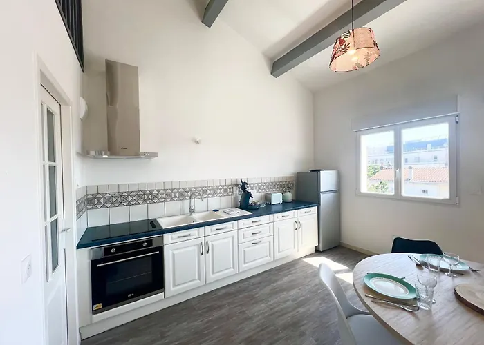 Appartement Le Spacieux - Royan, Wifi&balcon *