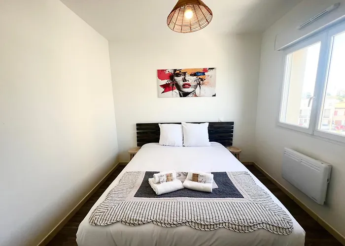 Le Spacieux - Royan, Wifi & Balcon * 로양